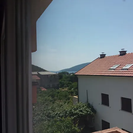 Maksimovic * Ποντγορίτσα